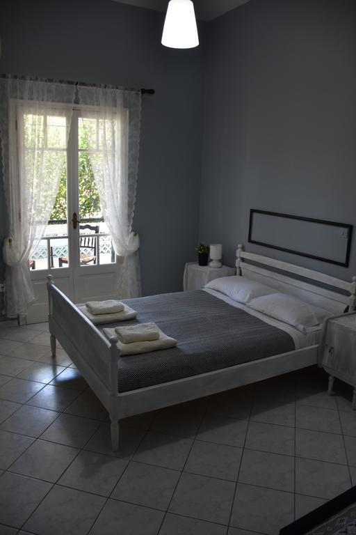 Hotel Studio Kostas Asprogerakata Exterior foto